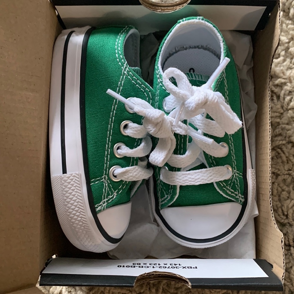 Size 3 Green Converse